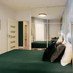 Chilliapartamenty - Nadmorskie Tarasy - Morski Z Dostepem Do Basenu Appartement
