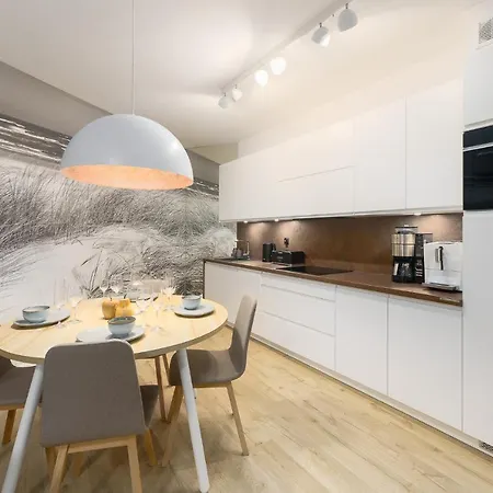 Chilliapartamenty - Nadmorskie Tarasy - Morski Z Dostepem Do Basenu 아파트 코워브제크